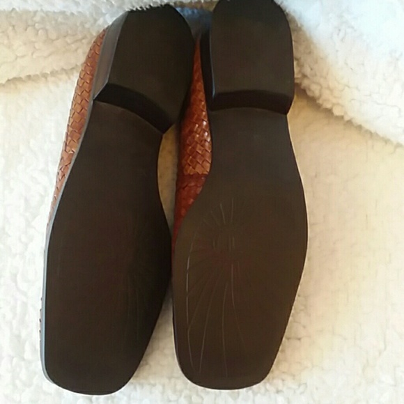 Trotters Brown woven "Lori" style loafers - Picture 6 of 7